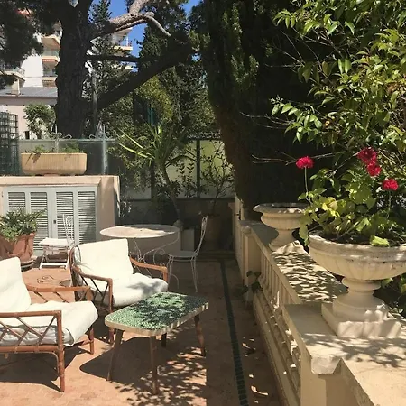 170 M2 With Terrace Near Croisette アパート